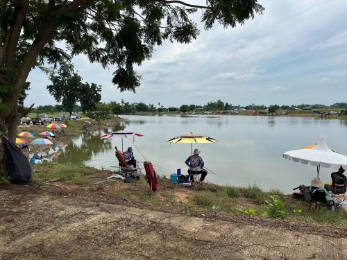 ติดตามกิจกรรมหมู่บ้านเศรษฐกิจพอเพียงดีเด่นระดับจังหวัด ปี 2568