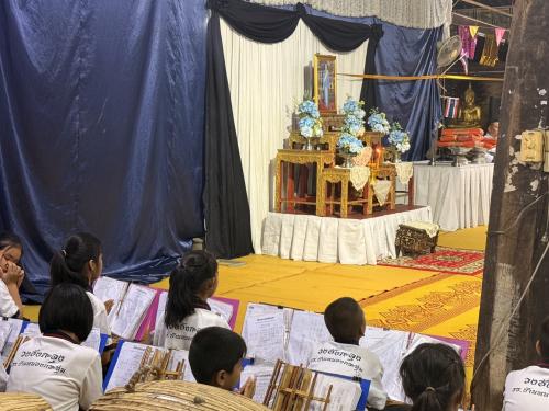 พิธีบำเพ็ญกุศลปัณรสมวาร 15 วัน เพื่ออุทิศถวายเป็นพระราชกุศลแด่สมเด็จพระนางเจ้าสิริกิติ์ พระบรมราชินีนาถ พระบรมราชชนนีพันปีหลวง